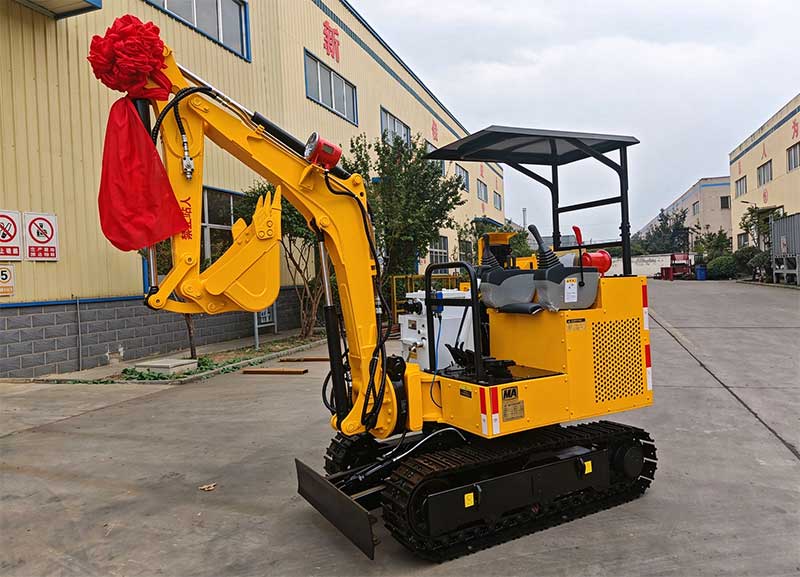 山东东达机电MWD2.0/0.12L煤矿用液压挖掘机顺利发往陕西